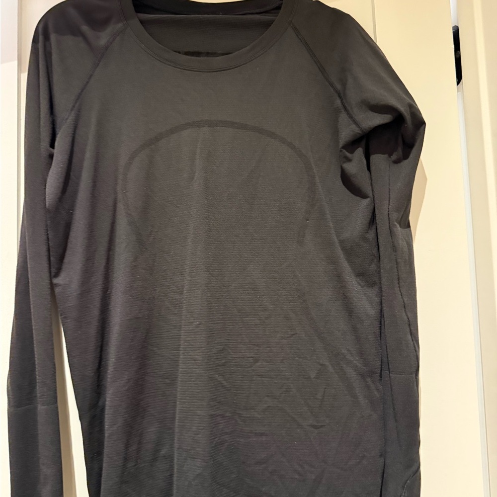 lululemon athletica Black Long Sleeve Tee